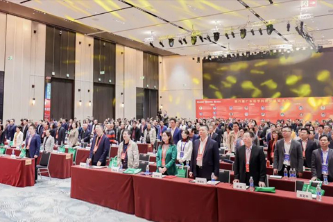 石伏携手广东省医学会共建智慧办公系统，打造智慧型医学会管理典范